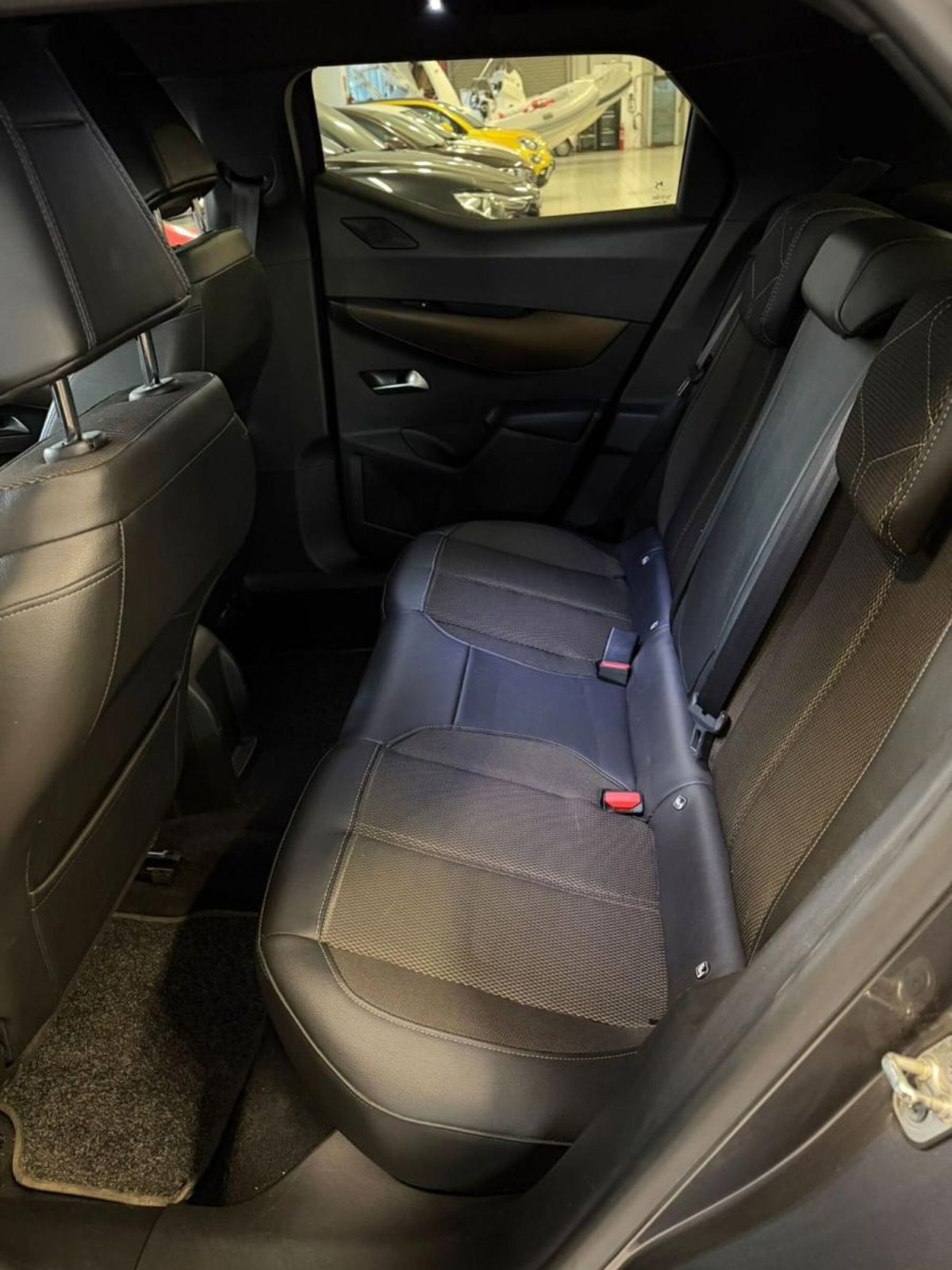 Ds DS 3 DS 3 Crossback BlueHDi 130 aut. So Chic (9)