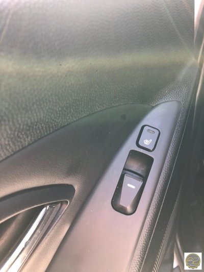 Hyundai ix35 2.0 CRDi 4WD Comfort (11)