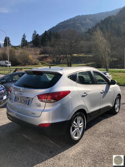Hyundai ix35 2.0 CRDi 4WD Comfort (2)