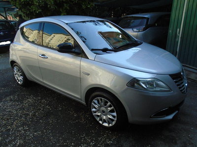 Lancia Ypsilon 1.2 69 CV 5 porte Gold usata