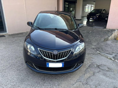 Lancia Ypsilon 1.0 FireFly 5 porte S&S Hybrid Silver Plus usata