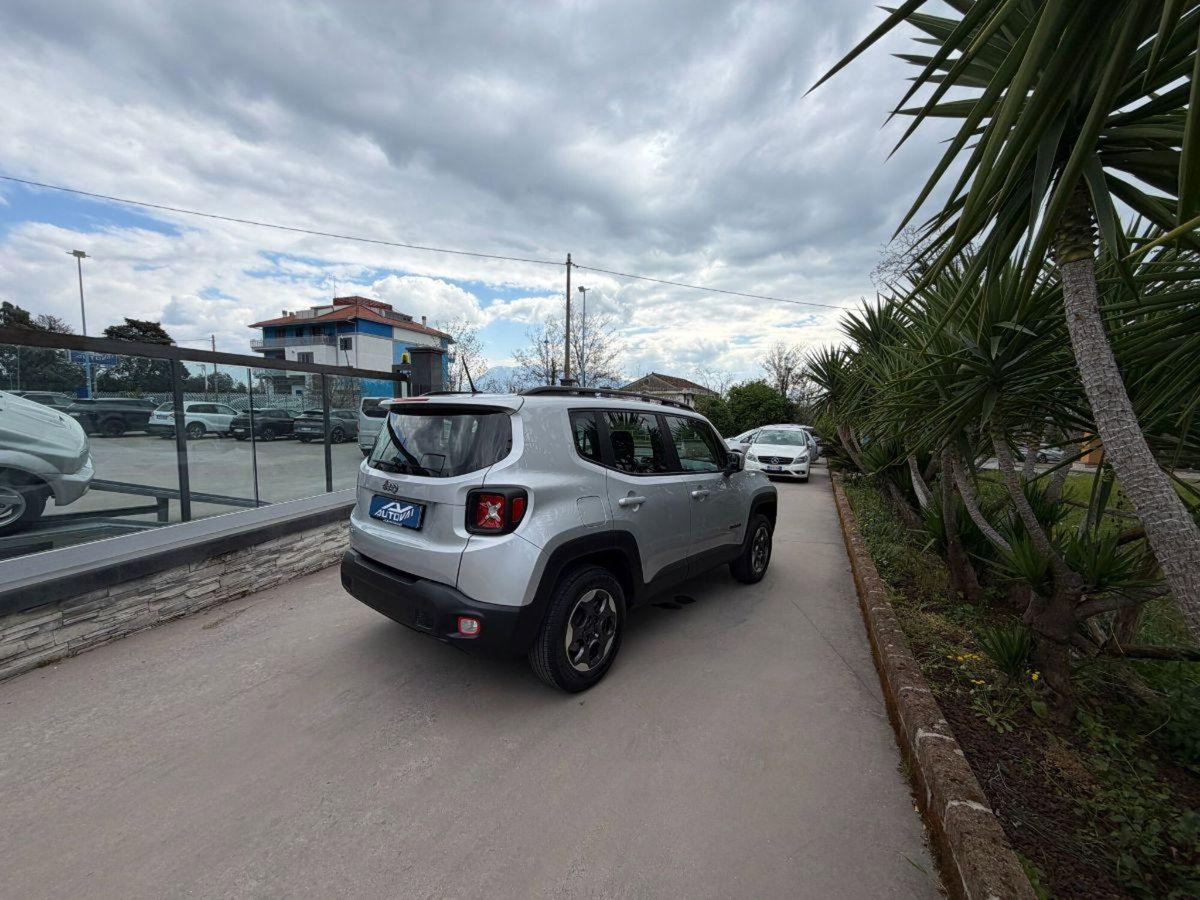 Jeep Renegade 2.0 Mjt 140CV 4WD Active Drive Longitude (4)