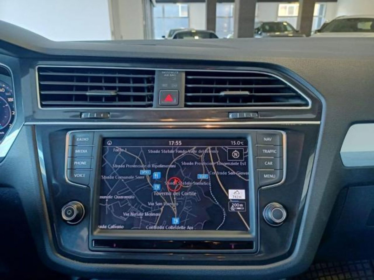 Volkswagen Tiguan 1.6 TDI SCR Business BlueMotion Technology (13)