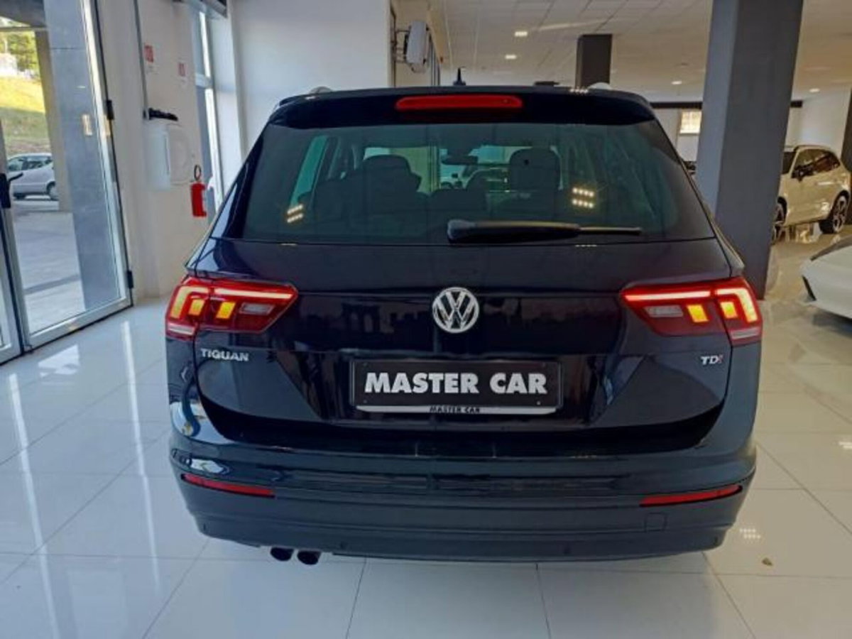 Volkswagen Tiguan 1.6 TDI SCR Business BlueMotion Technology (5)