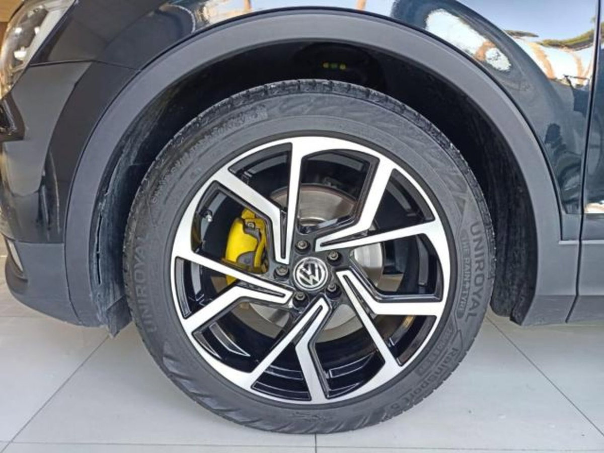 Volkswagen Tiguan 1.6 TDI SCR Business BlueMotion Technology (7)