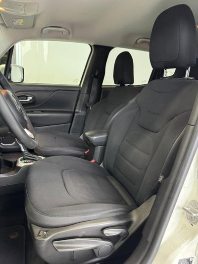 Jeep Renegade 1.6 Mjt DDCT 120 CV Limited (10)