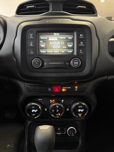 Jeep Renegade 1.6 Mjt DDCT 120 CV Limited (15)