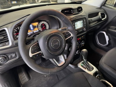 Jeep Renegade 1.6 Mjt DDCT 120 CV Limited (9)