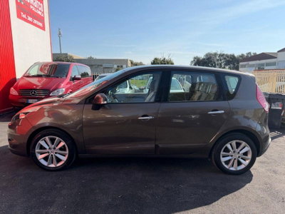 Renault Scénic X-Mod 1.5 dCi 110CV EDC Luxe (3)
