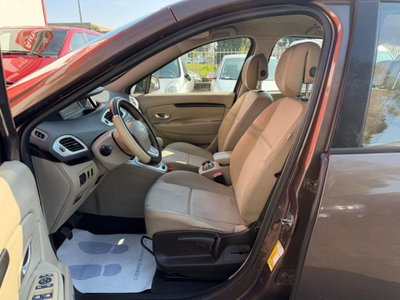 Renault Scénic X-Mod 1.5 dCi 110CV EDC Luxe (6)
