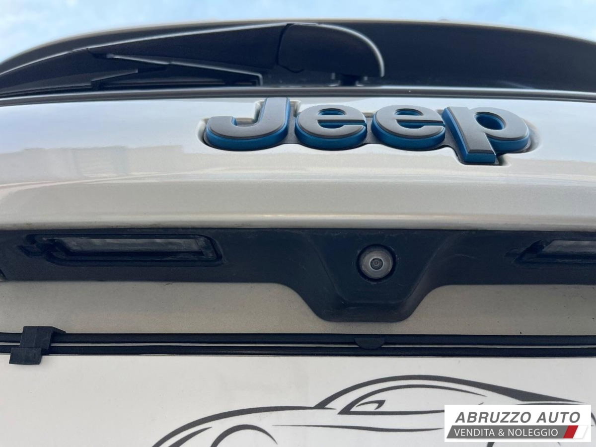 Jeep Compass 1.3 T4 240CV PHEV AT6 4xe Upland (18)