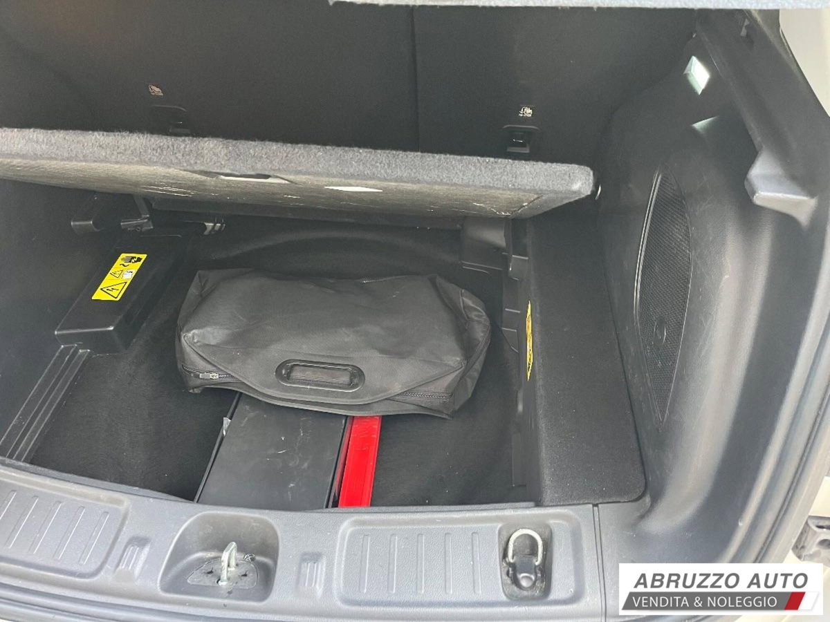 Jeep Compass 1.3 T4 240CV PHEV AT6 4xe Upland (19)