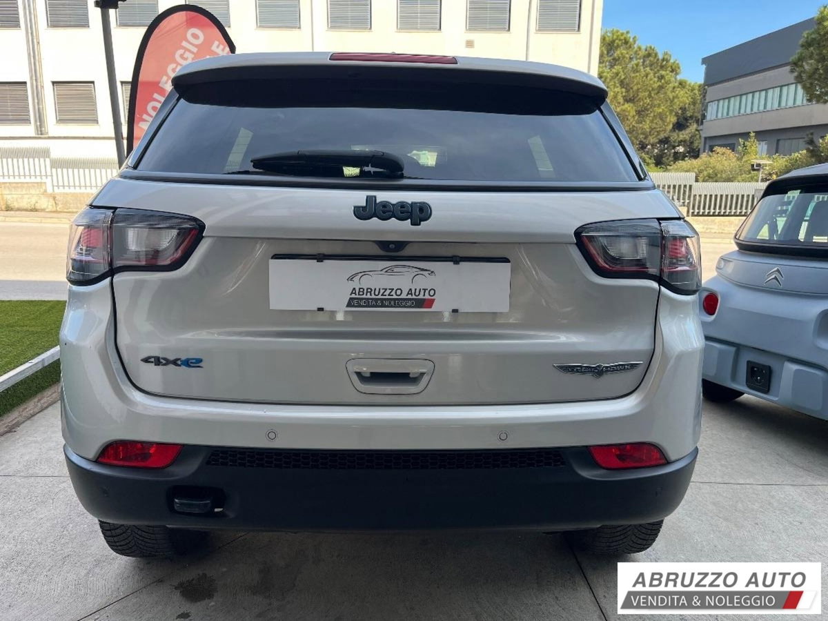 Jeep Compass 1.3 T4 240CV PHEV AT6 4xe Upland (5)
