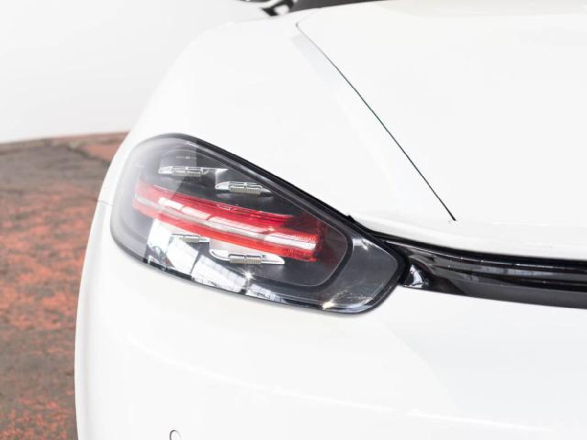 Porsche 718 Boxster  Boxster 2.0 T (11)