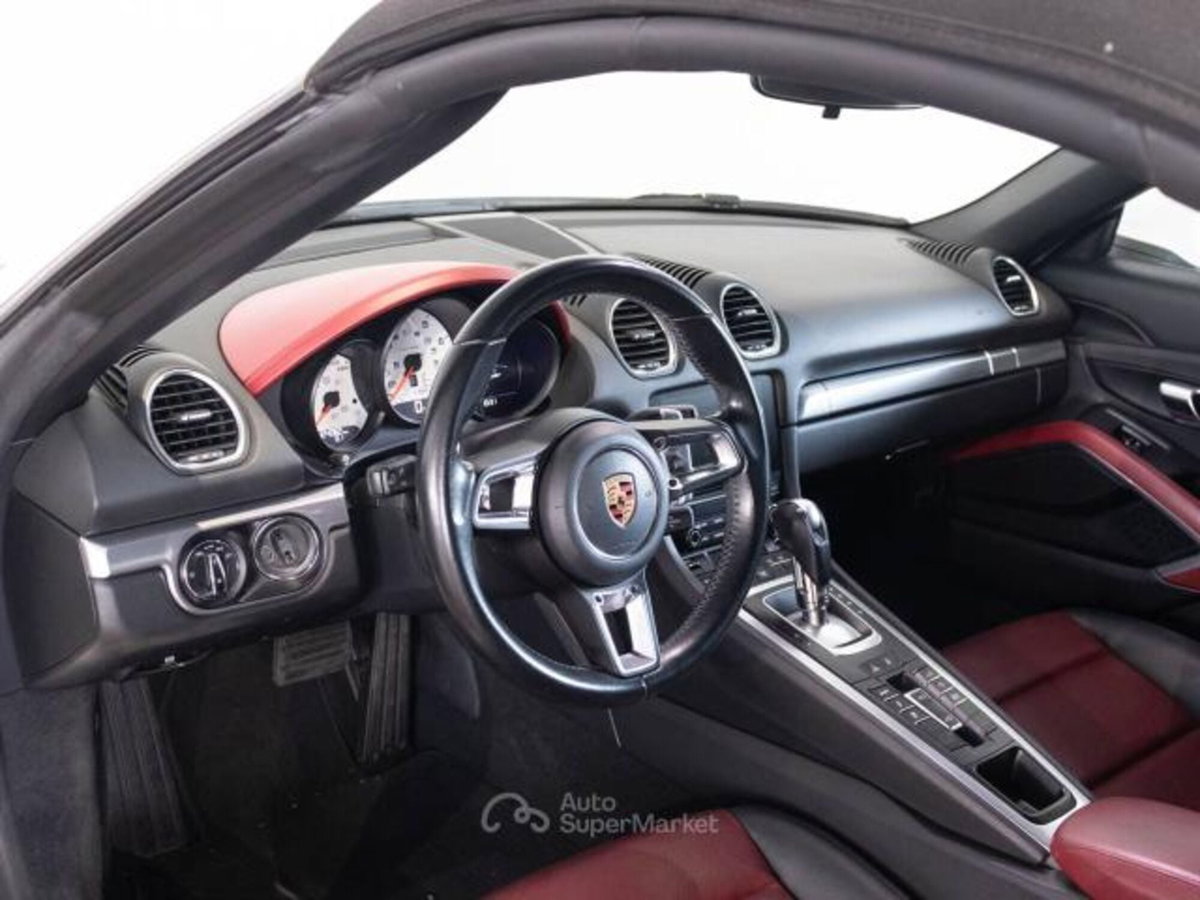 Porsche 718 Boxster  Boxster 2.0 T (4)