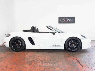 Porsche 718 Boxster  Boxster 2.0 T (7)
