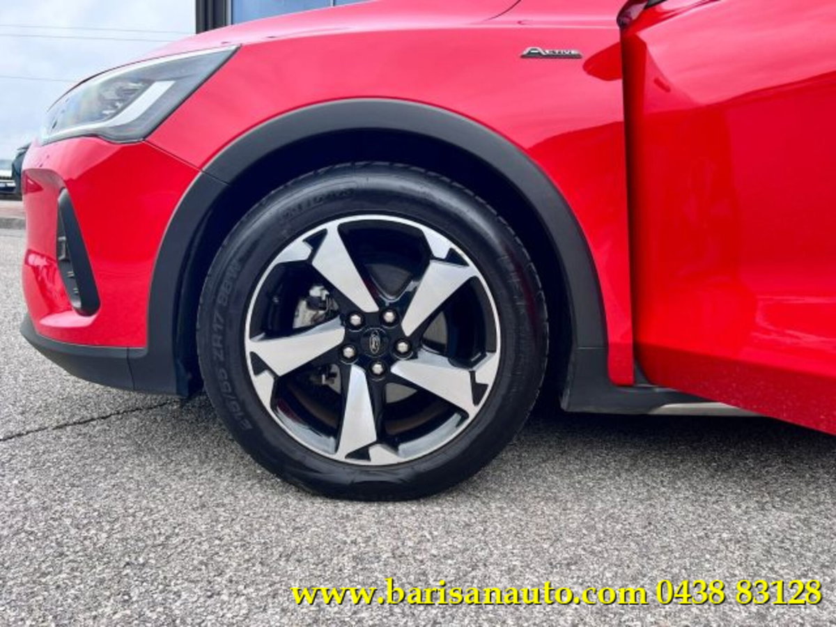 Ford Focus Station Wagon 1.0 EcoBoost Hybrid 125 CV SW Active (14)