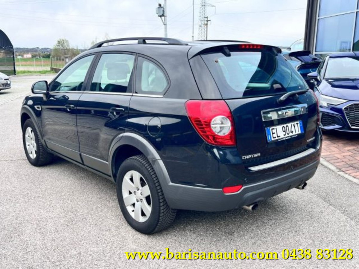 Chevrolet Captiva 2.2 VCDi 163CV 2WD LT (4)
