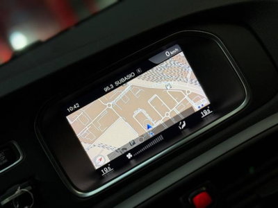 Volvo V40 D2 Geartronic Business Plus (19)