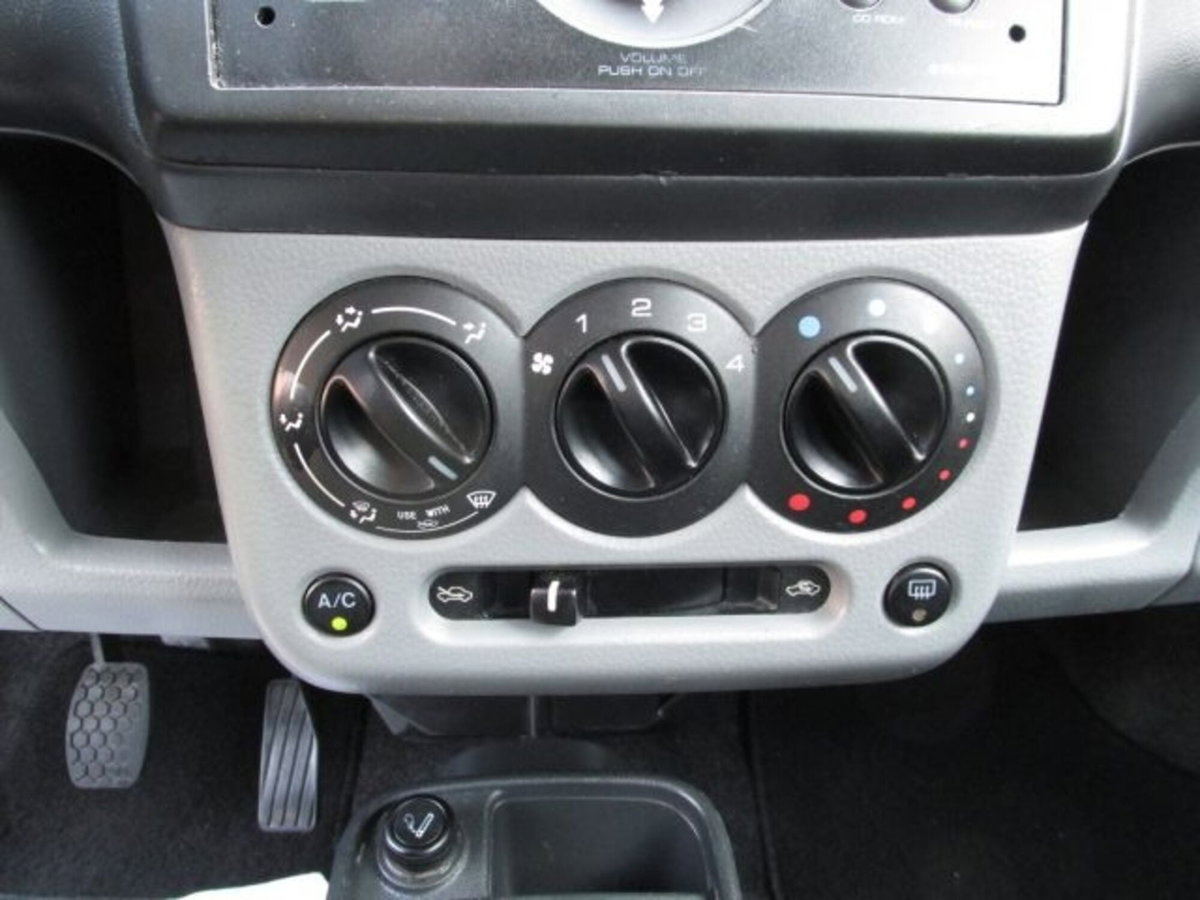 Suzuki Ignis 1.3 DDiS 16V cat Deluxe (20)