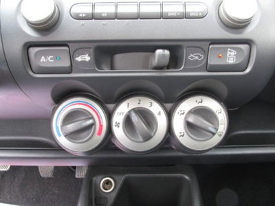 Honda Jazz 1.2 i-DSi 5 porte Live (20)