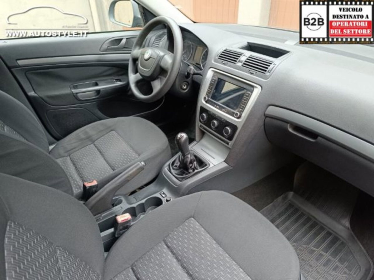 Skoda Octavia Station Wagon 1.6 TDI CR F.AP. 4x4 Wagon Ambition (12)