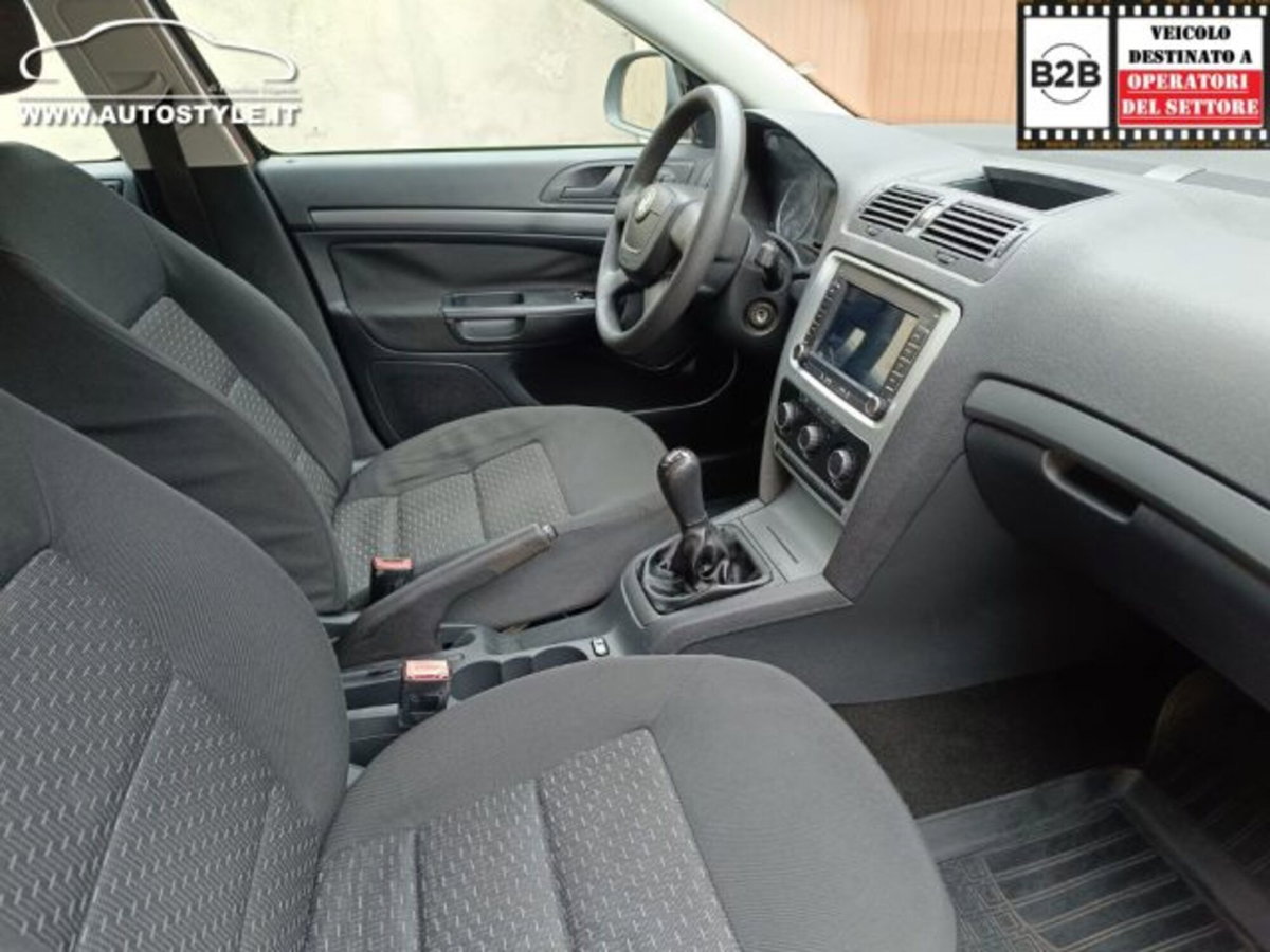 Skoda Octavia Station Wagon 1.6 TDI CR F.AP. 4x4 Wagon Ambition (13)