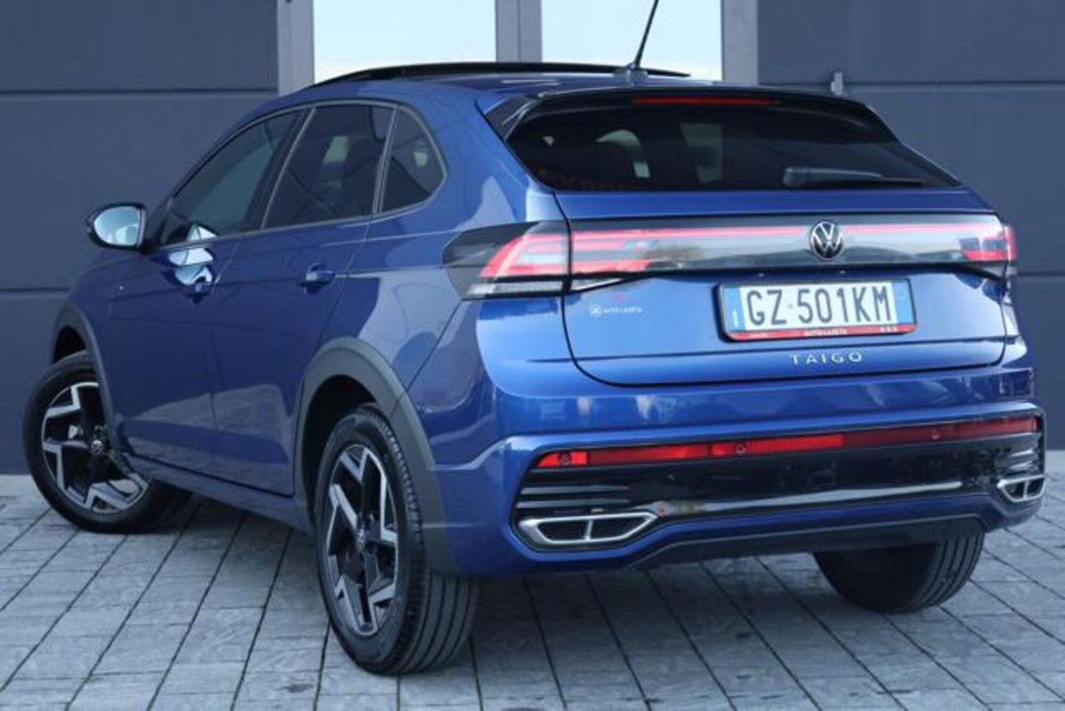 Volkswagen Taigo 1.0 tsi R-Line 115cv (4)