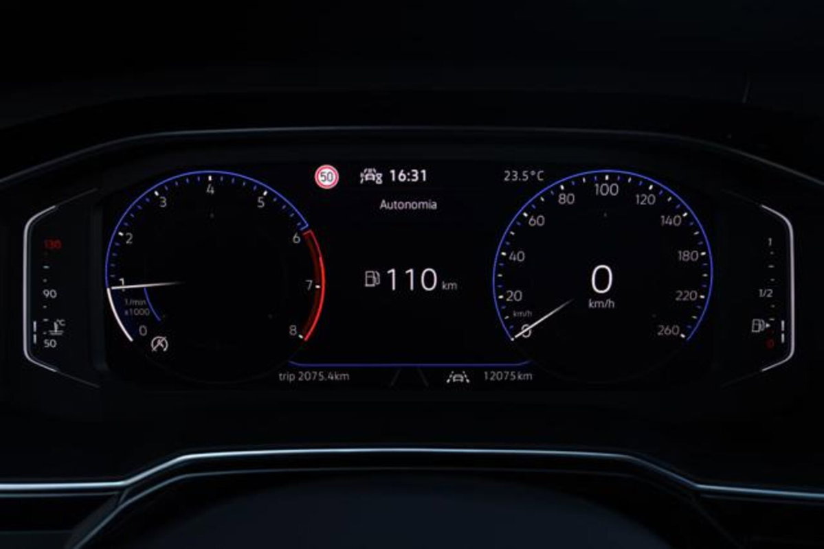 Volkswagen Taigo 1.0 tsi R-Line 115cv (6)