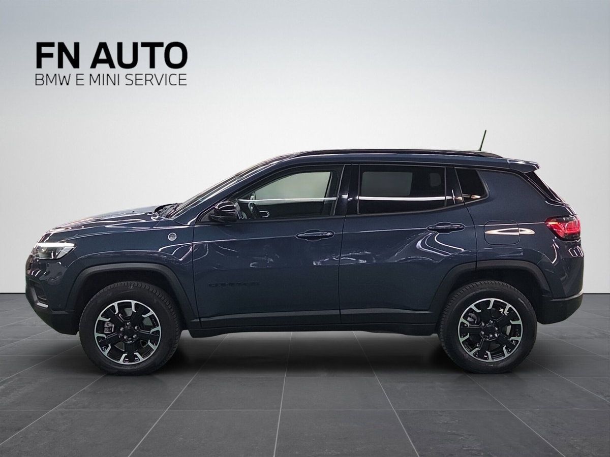 Jeep Compass 1.3 T4 240CV PHEV AT6 4xe Trailhawk (3)