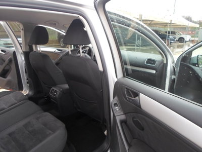 Volkswagen Golf 2.0 TDI 140CV DPF 5p. Highline (12)