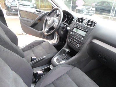 Volkswagen Golf 2.0 TDI 140CV DPF 5p. Highline (14)