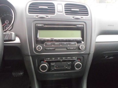 Volkswagen Golf 2.0 TDI 140CV DPF 5p. Highline (19)