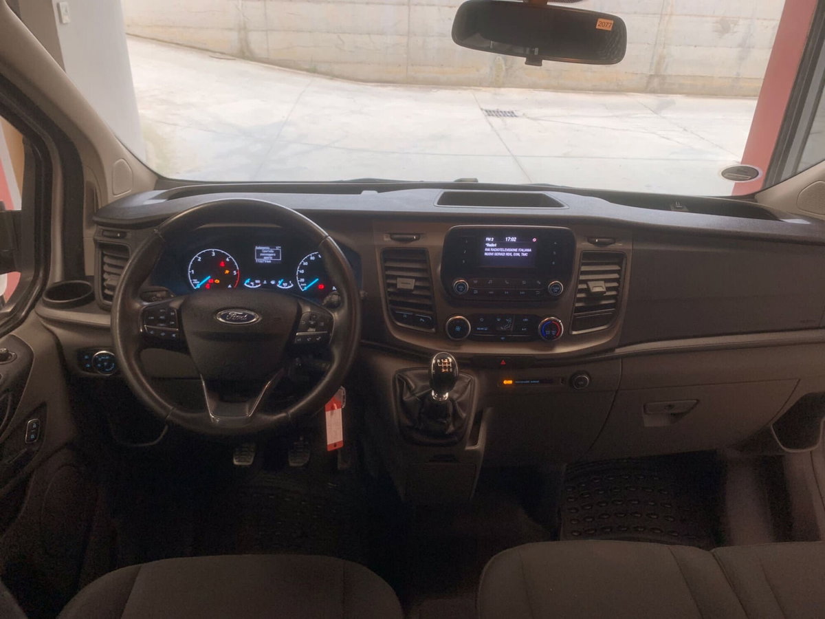 Ford Transit Furgone 2.0 PC Bus 9 posti (14)