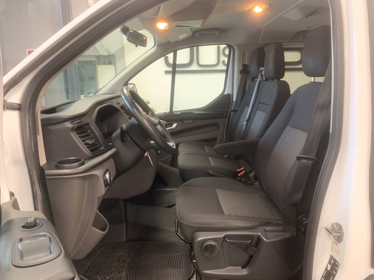 Ford Transit Furgone 2.0 PC Bus 9 posti (6)