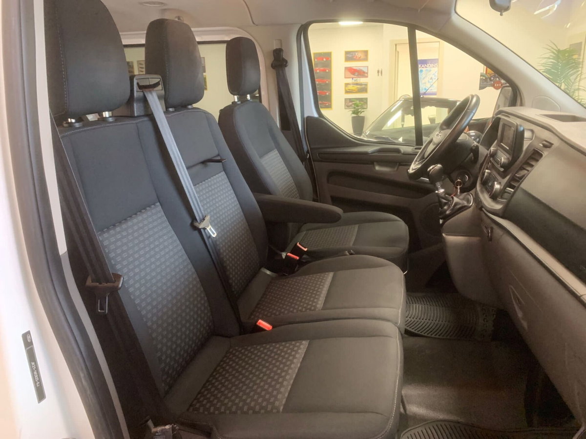 Ford Transit Furgone 2.0 PC Bus 9 posti (7)