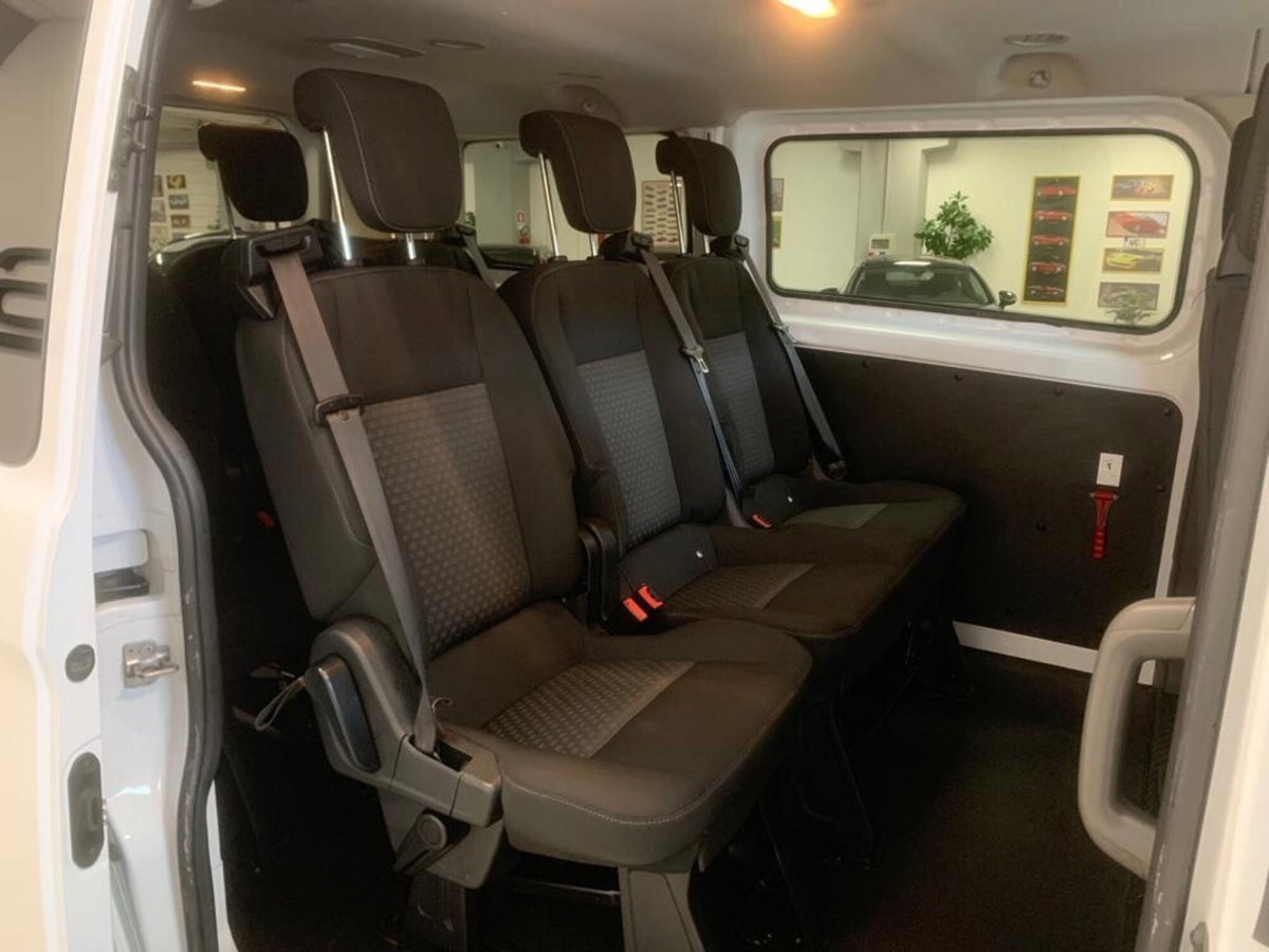 Ford Transit Furgone 2.0 PC Bus 9 posti (8)