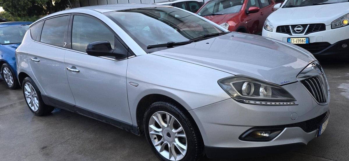 Lancia Delta 1.6 MJT DPF Silver (4)