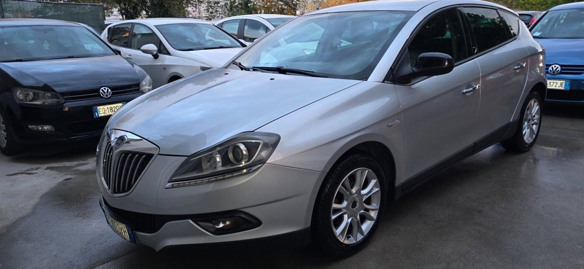 Lancia Delta 1.6 MJT DPF Silver (5)