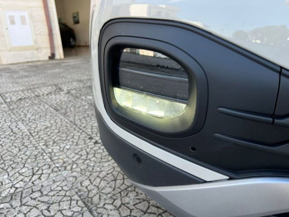 Volkswagen T-Cross 1.0 TSI 110 CV DSG Sport (13)
