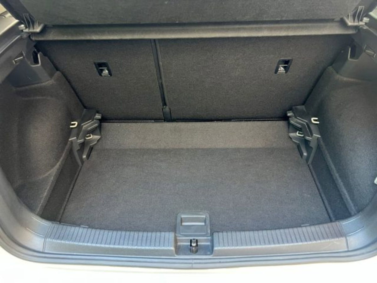 Volkswagen T-Cross 1.0 TSI 110 CV DSG Sport (17)