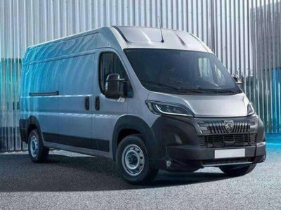 Peugeot Boxer Furgone 435 L2H2 2.2 bluehdi 140cv S&S nuovo