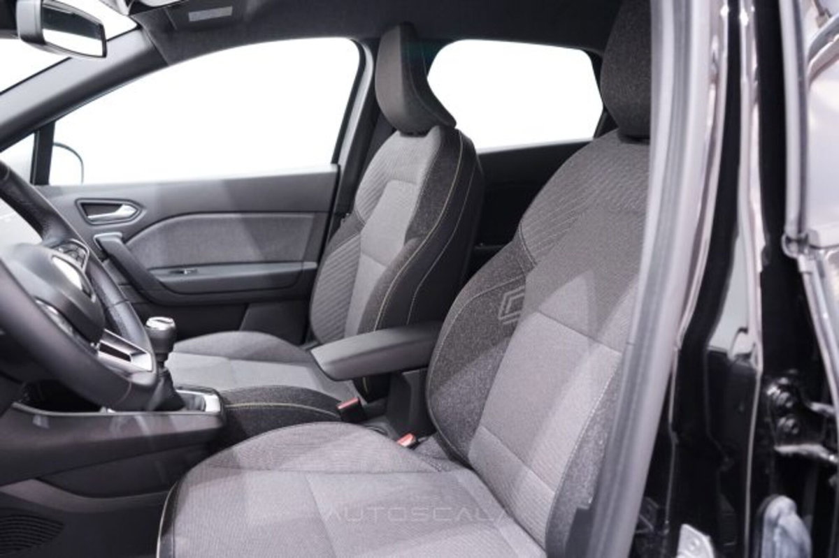 Renault Captur 1.0 tce Techno 90cv (11)