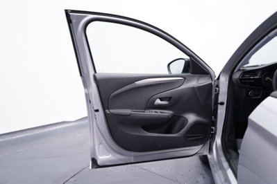 Opel Corsa 1.2 100 CV Edition (9)