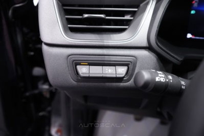 Renault Captur 1.0 tce Techno 90cv (12)