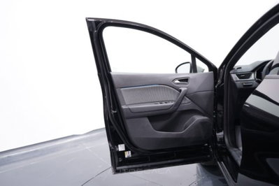 Renault Captur 1.0 tce Techno 90cv (9)
