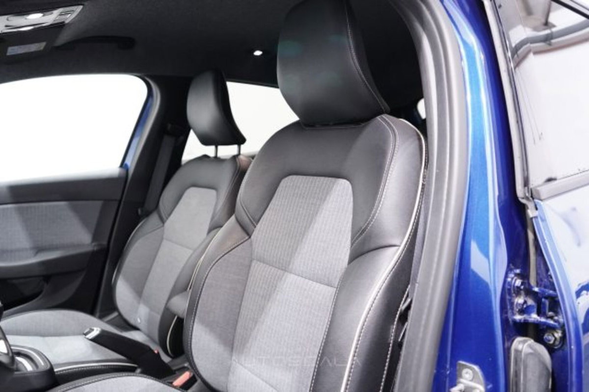 Renault Clio TCe 90 CV 5 porte Techno (11)