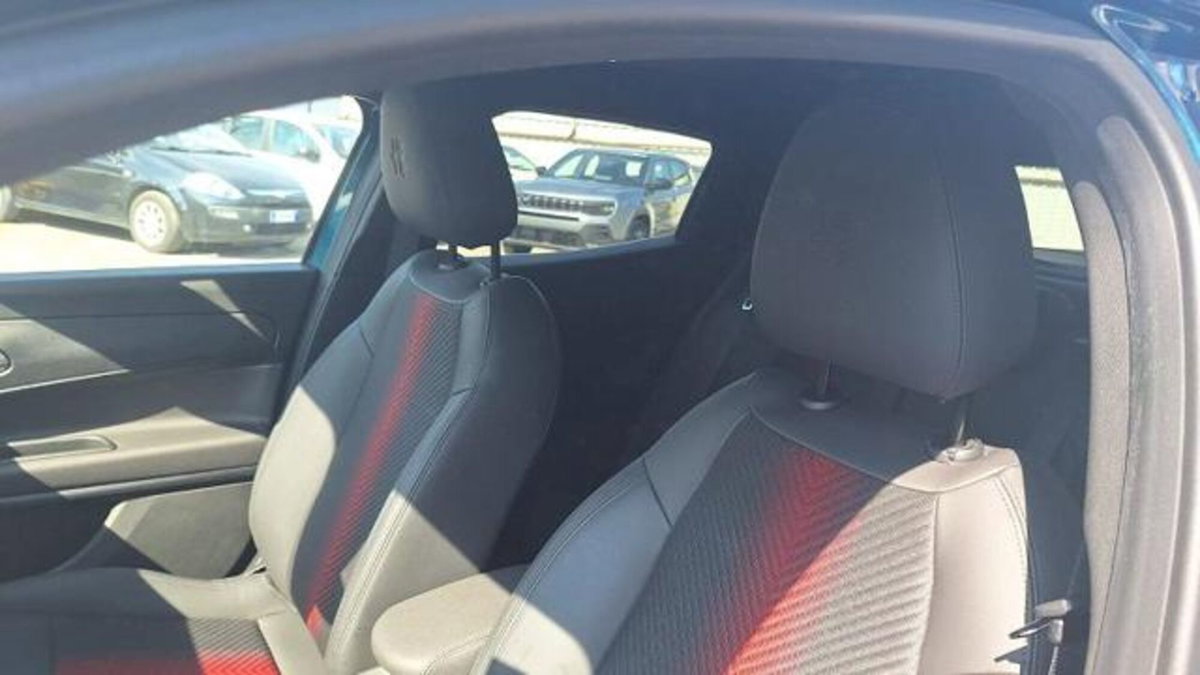 Alfa Romeo Junior elettrica Speciale 156cv (12)