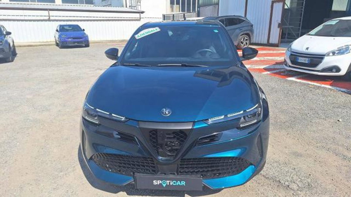 Alfa Romeo Junior elettrica Speciale 156cv (7)