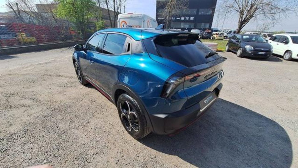 Alfa Romeo Junior elettrica Speciale 156cv (6)
